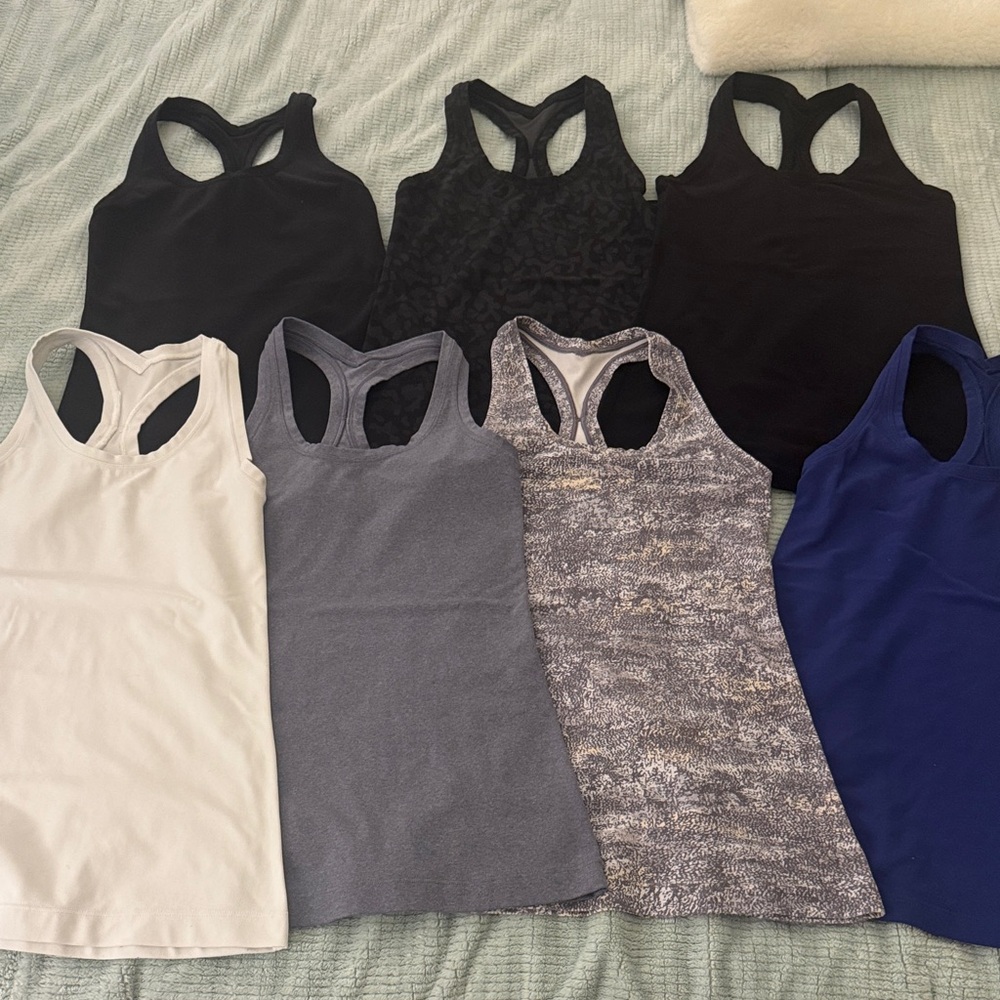 Womens Lululemon Cool Racerback Nulu Tank, Size 4